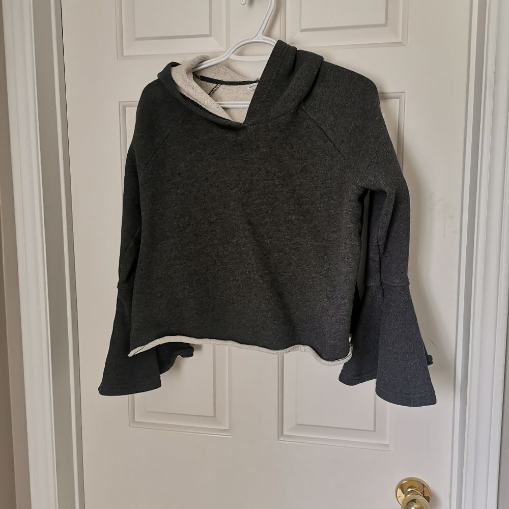 Melrose & Market hooded sweater size  X's